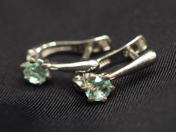 Серьги из серебра с натуральными бериллами - 60