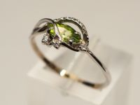 Золотое кольцо с хризолитом - 322