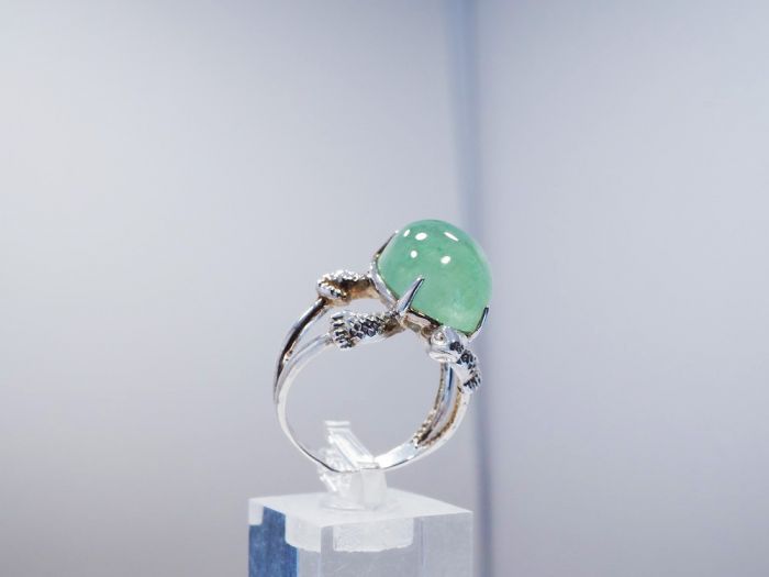 Серебряное кольцо с Бериллом 12,5 карат - 58