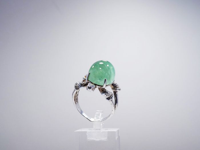 Серебряное кольцо с Бериллом 12,5 карат - 58