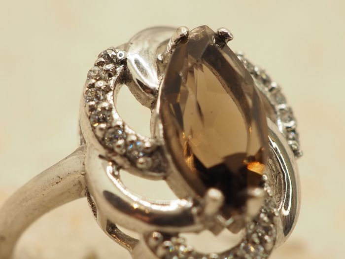 серебреное кольцо с раух-топазом-479