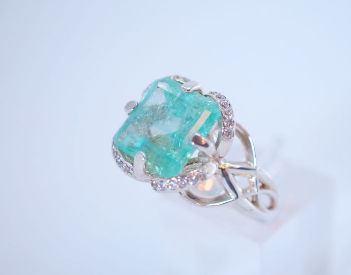 Серебряное кольцо 925 пробы с натуральным бериллом 5.86 карат - 90